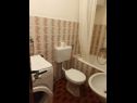 Ferienwohnungen Bor - cosy & afordable: A1(3) Supetar - Insel Brac  - Ferienwohnung - A1(3): Badezimmer mit Toilette