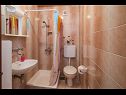 Ferienwohnungen Marica A1(3+1) Vrbnik - Insel Krk  - Ferienwohnung - A1(3+1): Badezimmer mit Toilette