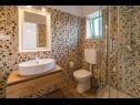 Ferienhaus Priroda H(4+2) Vrbnik - Insel Krk  - Kroatien - H(4+2): Badezimmer mit Toilette