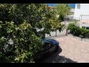  Maza - with seaview & parking: R1(2+1), R2(2) Brela - Riviera Makarska  - Parkplatz
