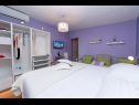 Ferienwohnungen Palmina - comfort apartment: A1 veliki (6),  A2 žuti (4+1), A3 lila (2), SA4 bijeli (2) Makarska - Riviera Makarska  - Studio-Ferienwohnung - SA4 bijeli (2): Schlafzimmer