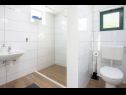 Ferienhaus Stipe - with pool : H(6+1) Rascane - Riviera Makarska  - Kroatien - H(6+1): Badezimmer mit Toilette