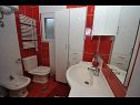Ferienwohnungen Ivica - parking: A1(4+2), A2(4+1) Kastel Gomilica - Riviera Split  - Ferienwohnung - A1(4+2): Badezimmer mit Toilette