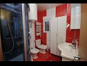 Ferienwohnungen Ivica - parking: A1(4+2), A2(4+1) Kastel Gomilica - Riviera Split  - Ferienwohnung - A1(4+2): Badezimmer mit Toilette