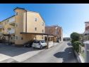 Ferienwohnungen Niko - modern: SA1(2), A2(2+2), A3(2+2), A4(4+2) Kastel Luksic - Riviera Split  - Haus