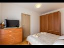 Ferienwohnungen Neda - charming and comfy : A1(3) Split - Riviera Split  - Ferienwohnung - A1(3): Schlafzimmer