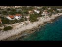 Ferienhaus Bože - 10m from the sea: H(10+2) Drvenik Mali (Insel Drvenik Mali) - Riviera Trogir  - Kroatien - Strand