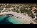 Ferienhaus Bože - 10m from the sea: H(10+2) Drvenik Mali (Insel Drvenik Mali) - Riviera Trogir  - Kroatien - Strand