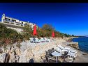 Ferienhaus Ante - 6m from the sea H(8+1) Seget Vranjica - Riviera Trogir  - Kroatien - Strand