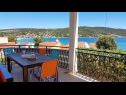 Ferienhaus Rosita - 50 m from sea: H(4) Sevid - Riviera Trogir  - Kroatien - H(4): Terasse