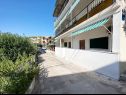 Ferienwohnungen Kaza - 50m from the beach with parking: A1(2), A2(2), A3(6) Trogir - Riviera Trogir  - Haus
