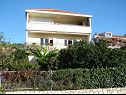 Ferienwohnungen Laura - 20m from the sea A4(6) Trogir - Riviera Trogir  - Haus