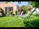 Ferienhaus Mirjana - beautiful garden with barbecue: H(4+1) Trogir - Riviera Trogir  - Kroatien - Haus
