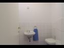 Ferienwohnungen Pery - 2 bedroom sea view apartment: A1(4+1) Trogir - Riviera Trogir  - Ferienwohnung - A1(4+1): Toilette