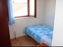 Ferienwohnungen Tone - spacious and comfortable: A1 zuti(5+2), A2 plavi(5+2) Trogir - Riviera Trogir  - Ferienwohnung - A2 plavi(5+2): Schlafzimmer
