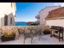 Ferienwohnungen Tom - panoramic sea view: A1(6) Trogir - Riviera Trogir  - Grill