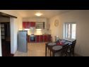 Ferienwohnungen Nikola M - 2 bedrooms: A4(4) Bol - Insel Brac  - Ferienwohnung - A4(4): Küche und Speisezimmer