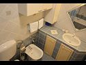 Ferienwohnungen Tom - comfortable: A2(5+1) Pucisca - Insel Brac  - Ferienwohnung - A2(5+1): Badezimmer mit Toilette