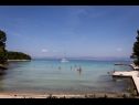 Ferienhaus Lada - 100 m from beach: H(4+2) Supetar - Insel Brac  - Kroatien - Strand