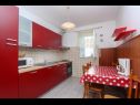 Ferienwohnungen Miro - 3 Bedroom apartment: A1(6) Supetar - Insel Brac  - Ferienwohnung - A1(6): Küche und Speisezimmer