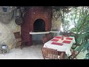 Ferienhaus Filip - comfortable: H(6+2) Okrug Gornji - Insel Ciovo  - Kroatien - Grill
