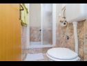 Ferienwohnungen und Zimmer Bari - 10 km from airport: A1(2), A2(2), R2(2), R3(2), R4(2) Kupari - Riviera Dubrovnik  - Ferienwohnung - A2(2): Badezimmer mit Toilette