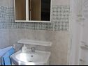 Ferienwohnungen Kamena A3(2+1) Klimno - Insel Krk  - Ferienwohnung - A3(2+1): Badezimmer mit Toilette