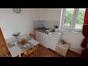 Ferienwohnungen Kamena A3(2+1) Klimno - Insel Krk  - Ferienwohnung - A3(2+1): Küche und Speisezimmer