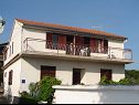Ferienwohnungen Dragan - Economy Apartments: A1 Veci (4+1), A2 Manji (4+1) Jezera - Insel Murter  - Haus