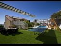 Ferienhaus Miho - with pool : H(12+4) Omis - Riviera Omis  - Kroatien - Haus