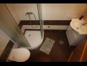 Ferienwohnungen Deep Blue A1 PR(6+1), A2 KAT(6+1), A3(4+1) Srima - Riviera Sibenik  - Ferienwohnung - A1 PR(6+1): Badezimmer mit Toilette