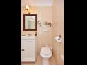 Ferienwohnungen Ivory - central and comfortable: A1(2+1), A2(2+1) Split - Riviera Split  - Ferienwohnung - A1(2+1): Badezimmer mit Toilette