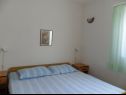 Ferienwohnungen Gor A1(2+2), B2(2+2) Sevid - Riviera Trogir  - Ferienwohnung - B2(2+2): Schlafzimmer