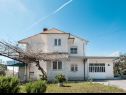Ferienwohnungen Tomi - with large terrace (60m2): A1(4) Trogir - Riviera Trogir  - Haus