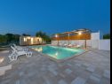 Ferienwohnungen Ani - with pool : SA4(2), A5(2+2), A6(2+2) Privlaka - Riviera Zadar  - Haus
