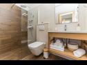 Ferienhaus Ivana - with a private pool: H(8) Privlaka - Riviera Zadar  - Kroatien - H(8): Badezimmer mit Toilette
