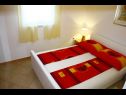 Ferienwohnungen Almond A1(2+2), A2(4+2), A3(4+2) Vir - Riviera Zadar  - Ferienwohnung - A1(2+2): Schlafzimmer