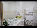 Ferienwohnungen Inga A1(4+1) Zadar - Riviera Zadar  - Ferienwohnung - A1(4+1): Badezimmer mit Toilette