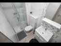 Ferienwohnungen Skyline - luxurious & modern: A1(6) Zadar - Riviera Zadar  - Ferienwohnung - A1(6): Badezimmer mit Toilette