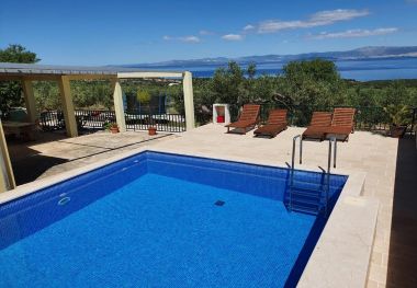 Ferienhaus Mario - with pool: H(4+2) Supetar - Insel Brac  - Kroatien