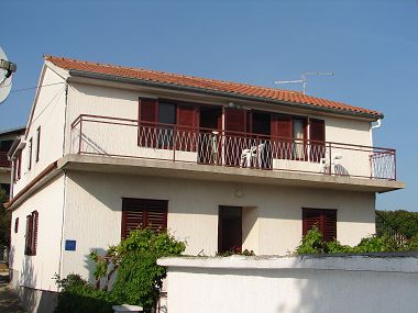 Ferienwohnungen Dragan - Economy Apartments: A1 Veci (4+1), A2 Manji (4+1) Jezera - Insel Murter 