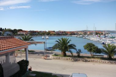 Ferienwohnungen Ana- next to the sea A1(2+2), A2(2+3), A3(2+2), A4(2+3) Bibinje - Riviera Zadar 