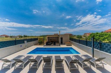 Ferienhaus Ivana - with a private pool: H(8) Privlaka - Riviera Zadar  - Kroatien